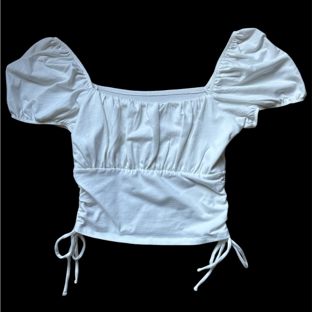 NWT Hollister must-have collection white top with bows on sides
